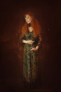 Models: Myrna Moonstruck, Kleider: Somnia Romantica, Schmuck: Elegant Curiosities